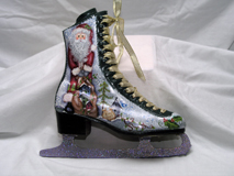 Old-Fashoined Santa Skates